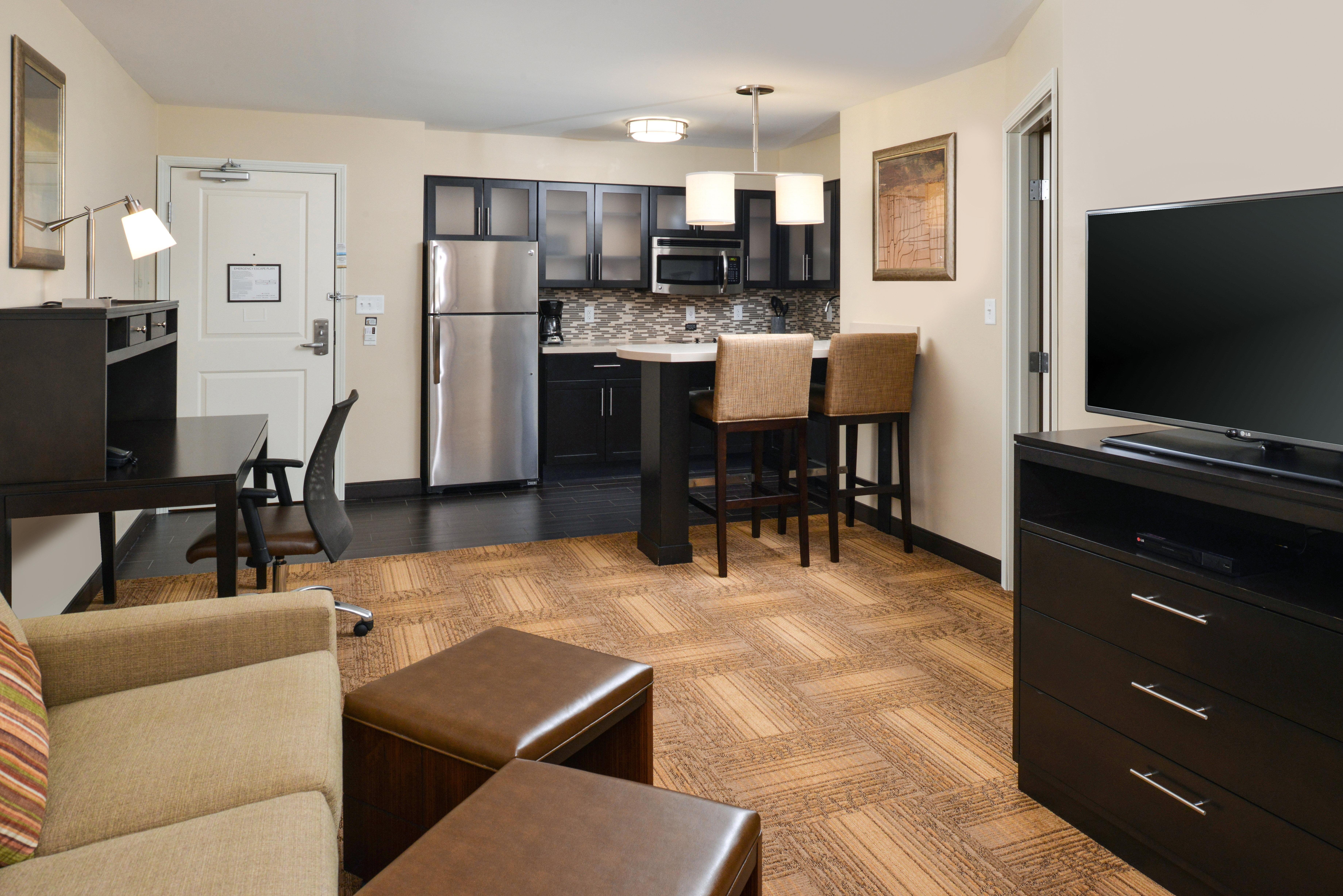 Staybridge Suites Merrillville By Ihg Εξωτερικό φωτογραφία