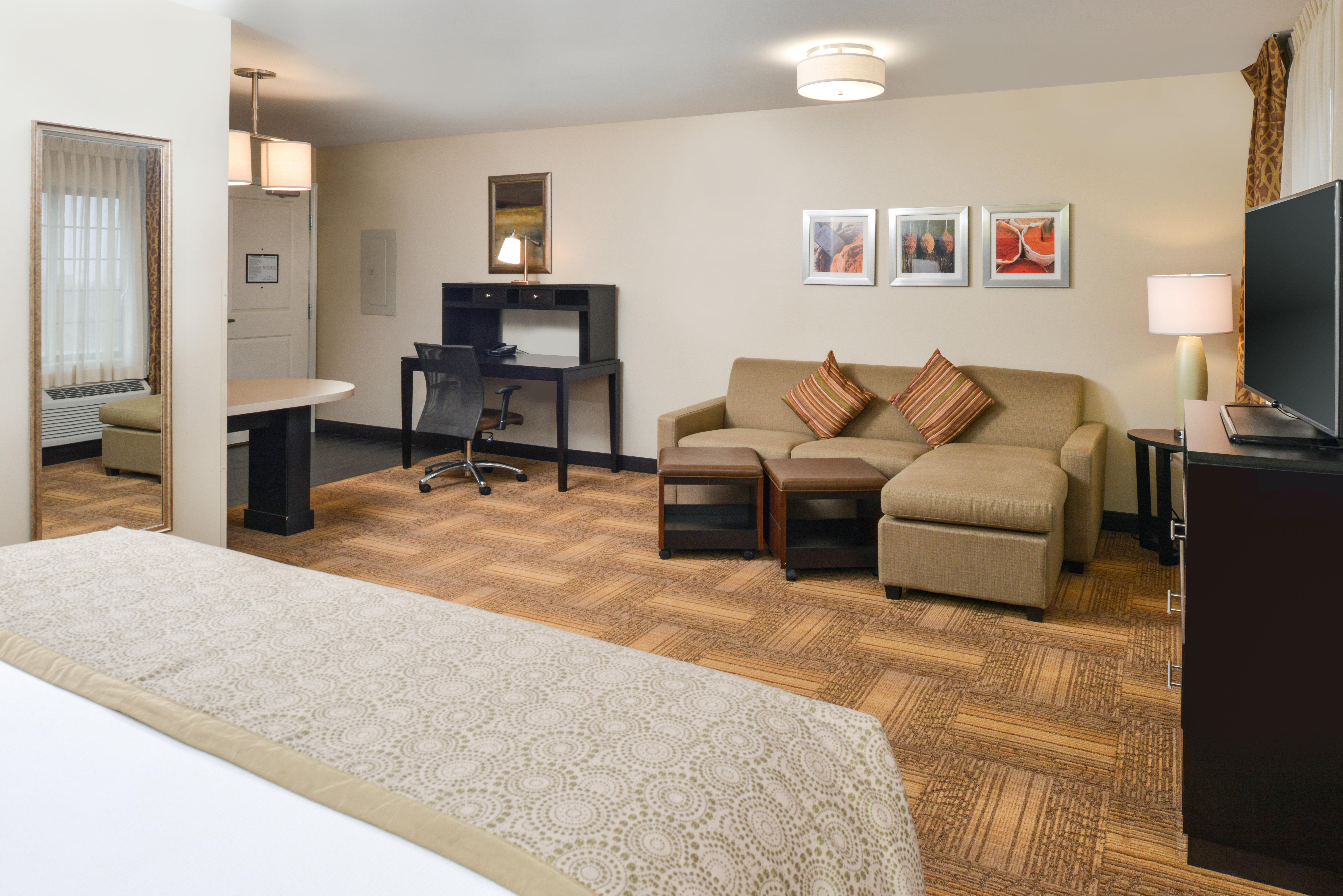 Staybridge Suites Merrillville By Ihg Εξωτερικό φωτογραφία