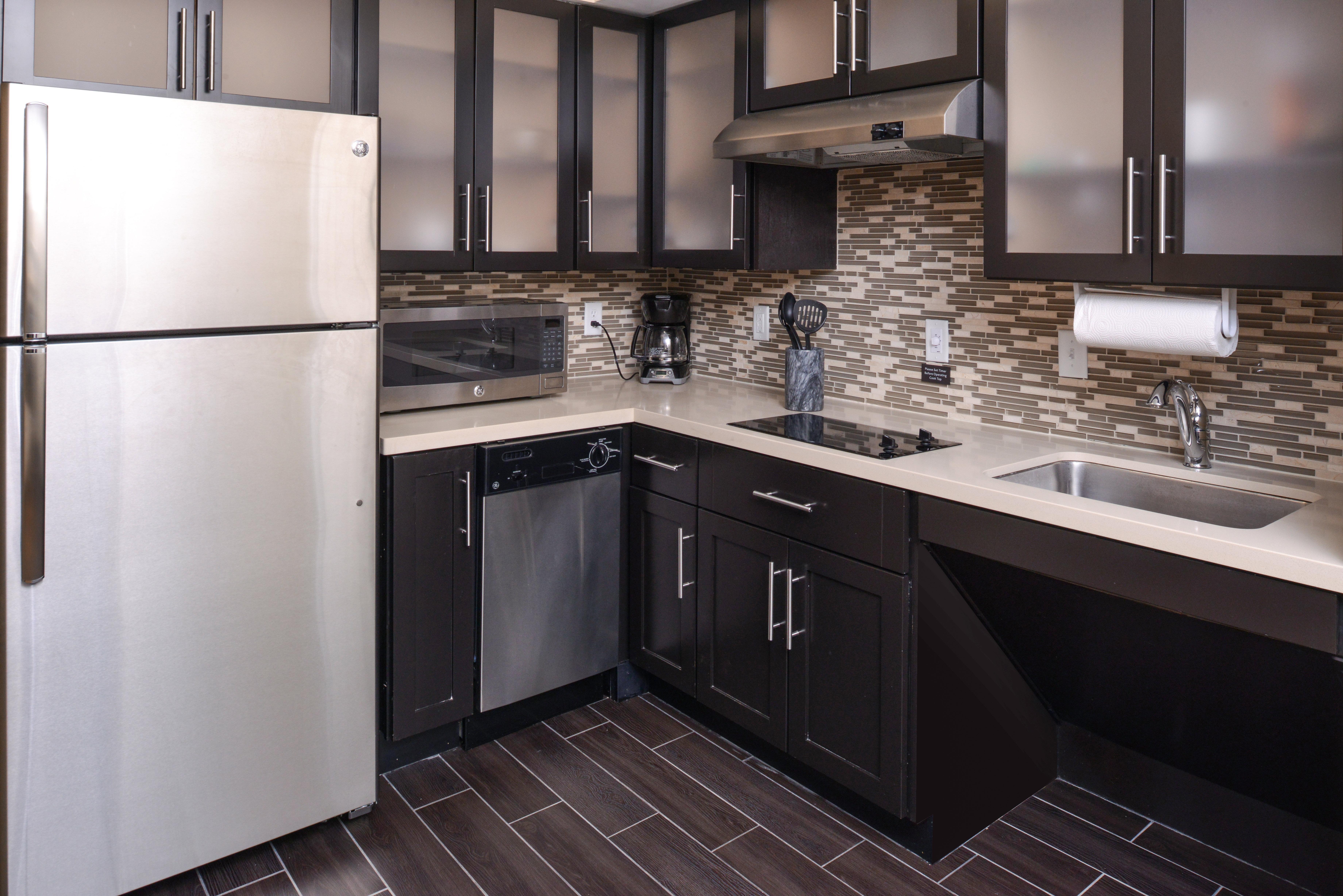 Staybridge Suites Merrillville By Ihg Εξωτερικό φωτογραφία