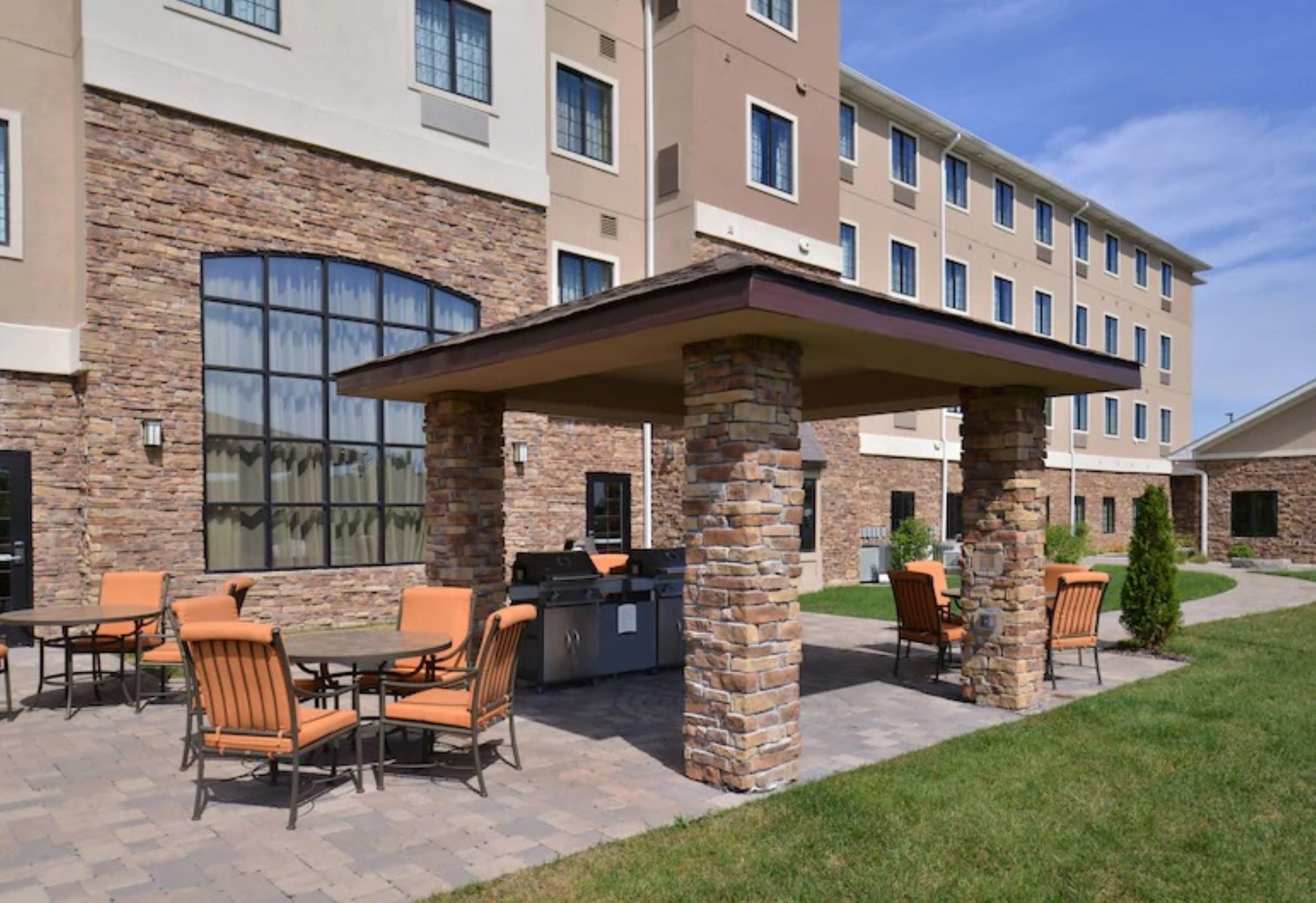 Staybridge Suites Merrillville By Ihg Εξωτερικό φωτογραφία