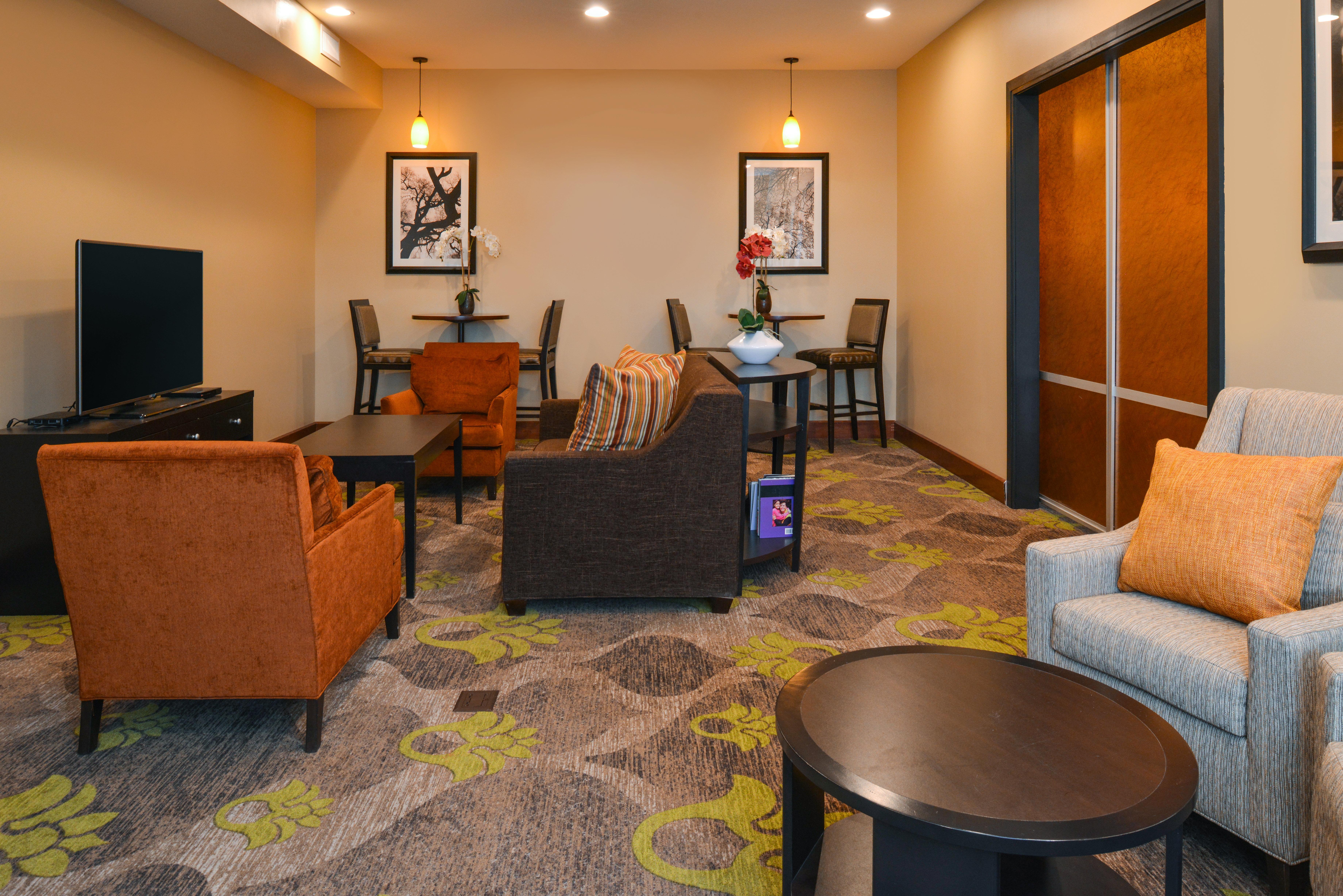Staybridge Suites Merrillville By Ihg Εξωτερικό φωτογραφία